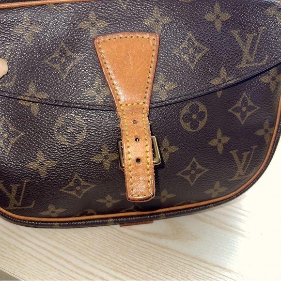 Louis Vuitton Handbags - 💯🎉HOST Pick🎉💯Louis Vuitton💯 Vintage Jeune Fille Pm
